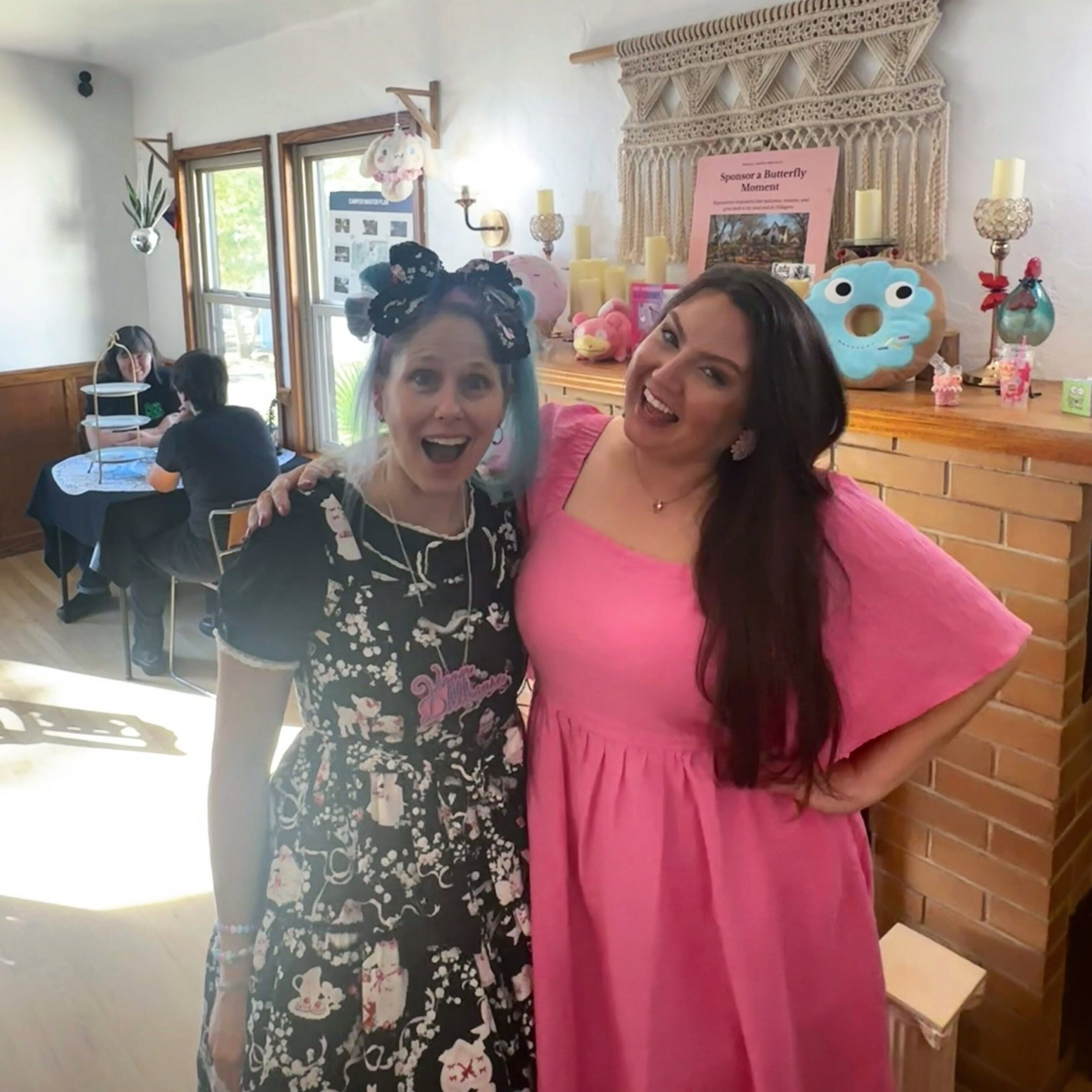 Your Neighborhood Vegan creator Tiffany Tiwater with Vegan Dollhouse creator Robin at Lady Bird Tea House in Fair Oaks.